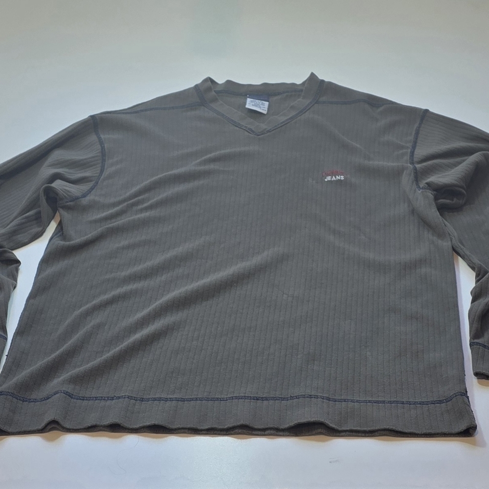 Tommy V-Neck Long Sleeve Shirt